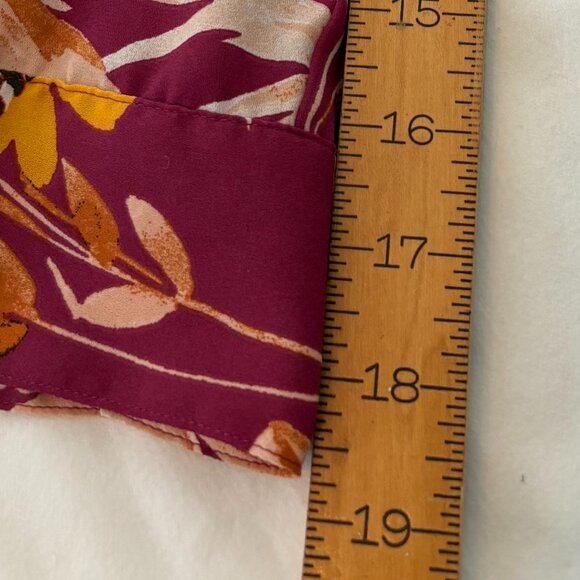 Express Button Front Tunic with Convertible Sleeves, Size L - Picture 11 of 11